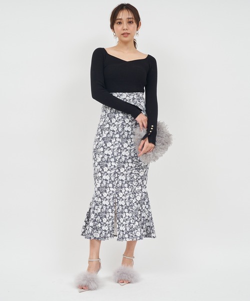 ROYAL PARTY（ロイヤルパーティー）の「ウォッシャブルオープンネック長袖ニットトップス（ニット/セーター・レディース・ブラック/マルチ/ボルドー/ブルー/オフホワイト・FREE）」の21枚目の写真