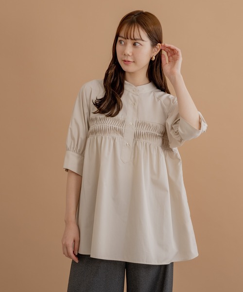 KATHARINE ROSS（キャサリンロス）の「【KATHARINE ROSS】【上品きれいめ/体型カバー】 ドミノプリーツブラウス（シャツ/ブラウス・レディース・ブラック/グレイッシュベージュ・MEDIUM）」の6枚目の写真