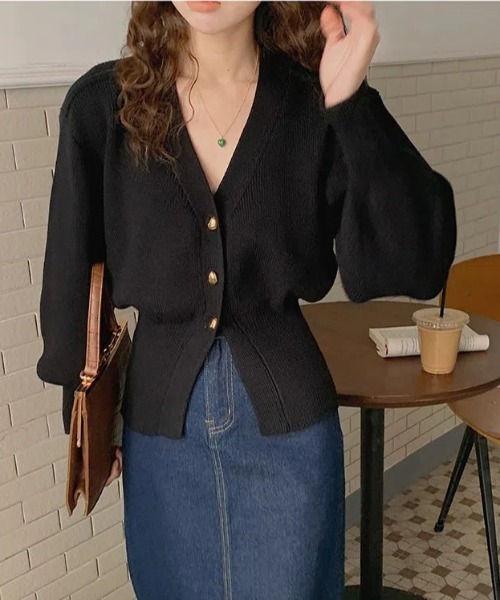 a lot of love(ア ロット オブ ラブ)の「3ボタンエレガントカーディガン(カーディガン/ボレロ・レディース・ブラック/オフホワイト・FREE)」の2枚目の写真