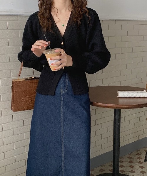 a lot of love(ア ロット オブ ラブ)の「3ボタンエレガントカーディガン(カーディガン/ボレロ・レディース・ブラック/オフホワイト・FREE)」の11枚目の写真