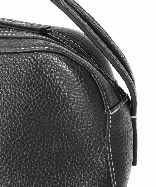 FRAMeWORK(フレームワーク)の「AVACATION/アヴァケーション TRAPEZE LEATHER(ハンドバッグ・レディース・ブラック・FREE)」の15枚目の写真