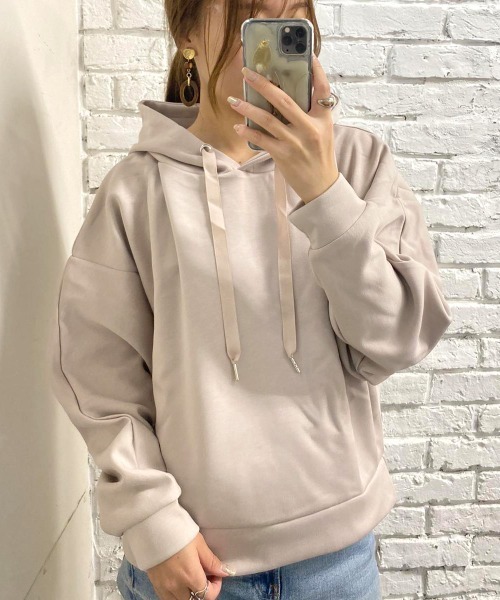 and it_（アンドイット）の「ダンボールドルマンパーカー（パーカー・レディース・アイボリー/ブラック/ベージュ・M）」の3枚目の写真