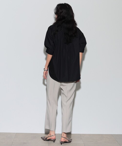 GALLEST(ギャレスト)の「◆タックスリーブフォルムシャツ(シャツ/ブラウス・レディース・ボルドー/ベージュ/ブラック・38)」の13枚目の写真