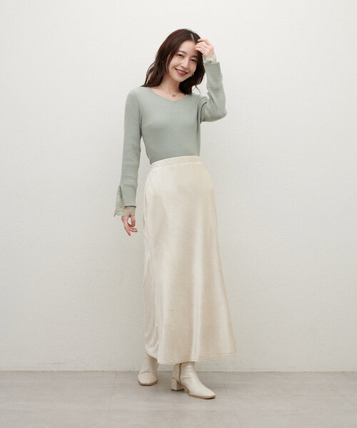 axes femme（アクシーズファム）の「花柄プリントベロアスカート