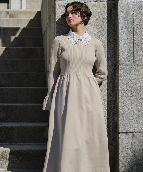 トワヴァーズ カーキベージュ 長袖ワンピース セーラータイプ 襟付きボリュームスカートニットワンピース（ワンピース）｜titivate