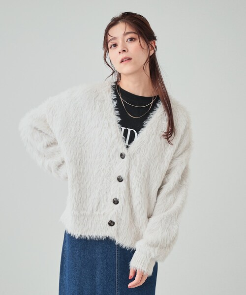 Cutie Blonde(キューティーブロンド)の「◆フェザー調ニットカーディガン(カーディガン/ボレロ・レディース・アイボリー/ブラック/ライトブルー・00)」の4枚目の写真