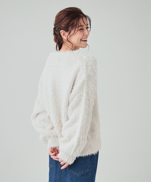 Cutie Blonde(キューティーブロンド)の「◆フェザー調ニットカーディガン(カーディガン/ボレロ・レディース・アイボリー/ブラック/ライトブルー・00)」の5枚目の写真