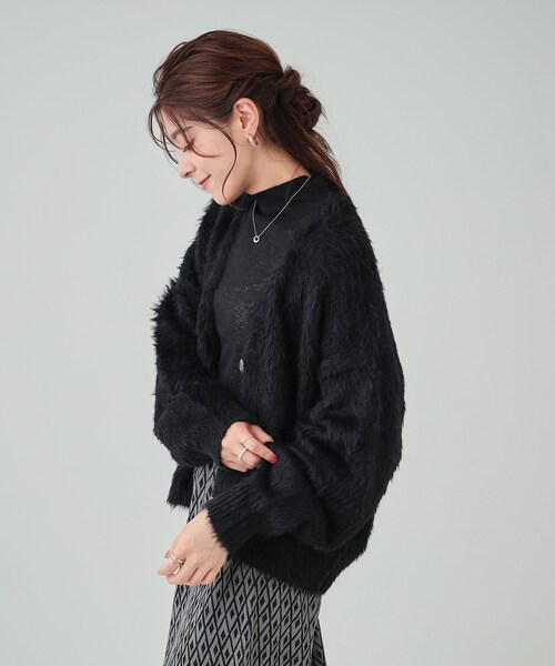 Cutie Blonde(キューティーブロンド)の「◆フェザー調ニットカーディガン(カーディガン/ボレロ・レディース・アイボリー/ブラック/ライトブルー・00)」の17枚目の写真