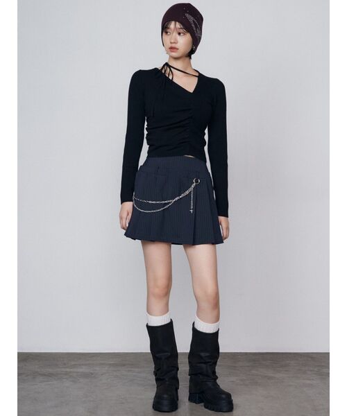 EMODA（エモダ）の「レイヤーチェーンベルトスカート（スカート・レディース・ネイビー/グレー/ブラック・SMALL/MEDIUM）」の21枚目の写真