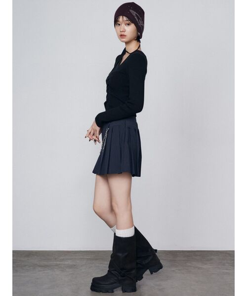 EMODA（エモダ）の「レイヤーチェーンベルトスカート（スカート・レディース・ネイビー/グレー/ブラック・SMALL/MEDIUM）」の22枚目の写真