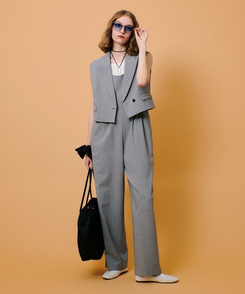 allureville（アルアバイル）の「ストレッチトロショートジレ（ベスト・レディース・ベージュ/グレー系その他/ブラック・2）」の10枚目の写真