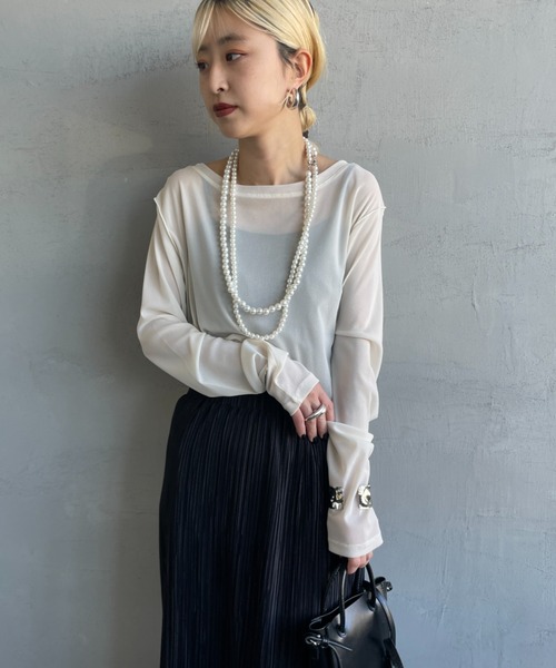 nenom（ネノム）の「[nenom/ネノム] とろみシアーカットソー【追加】（Tシャツ/カットソー・レディース・イエロー/チャコールグレー/グレー/オフホワイト/ブラウン/ベージュ/ピンク/サックスブルー・F）」の14枚目の写真