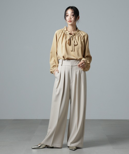 NANO universe（ナノユニバース）の「フリルカラーボータイブラウス（シャツ/ブラウス・レディース・ブラック/ライトベージュ/キャメル・FREE）」の21枚目の写真