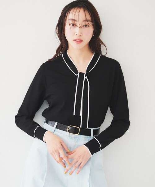 UNTITLED（アンタイトル）の「【アンサンブル可能】ボウタイ 配色プルオーバーニット（ニット/セーター・レディース・ブルー/ベビーピンク/ホワイト系5/ベージュ系その他7/ブラック系4・44/48/00/02/04）」の3枚目の写真