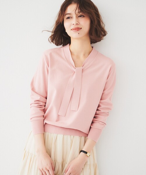 UNTITLED（アンタイトル）の「【アンサンブル可能】ボウタイ 配色プルオーバーニット（ニット/セーター・レディース・ブルー/ベビーピンク/ホワイト系5/ベージュ系その他7/ブラック系4・44/48/00/02/04）」の7枚目の写真