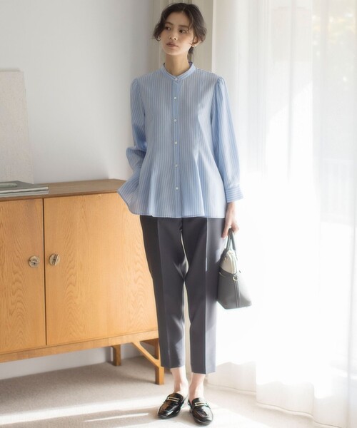 組曲(クミキョク)の「リヨセルシャーティングペプラム ブラウス(シャツ/ブラウス・レディース・ベージュ系1/サックスブルー系1/ネイビー系/アイボリー系・3/2)」の7枚目の写真