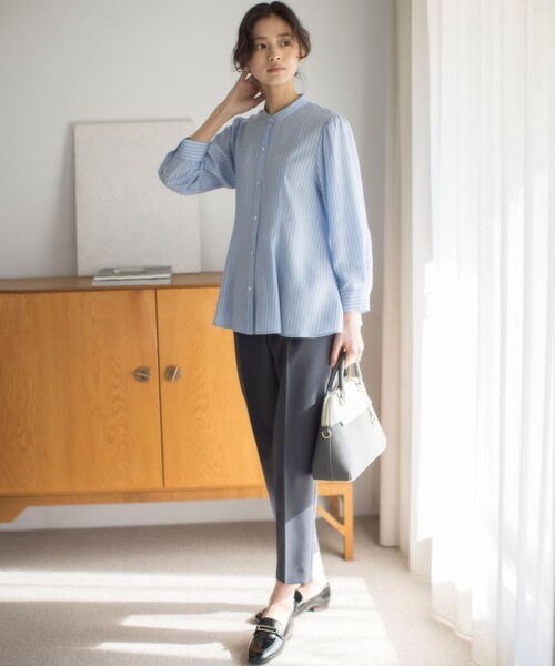 組曲(クミキョク)の「リヨセルシャーティングペプラム ブラウス(シャツ/ブラウス・レディース・ベージュ系1/サックスブルー系1/ネイビー系/アイボリー系・3/2)」の8枚目の写真