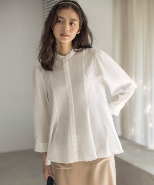 組曲(クミキョク)の「リヨセルシャーティングペプラム ブラウス(シャツ/ブラウス・レディース・ベージュ系1/サックスブルー系1/ネイビー系/アイボリー系・3/2)」の10枚目の写真