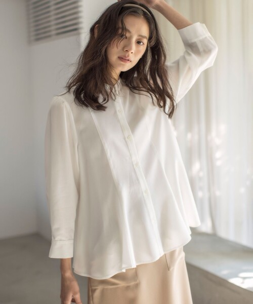 組曲(クミキョク)の「リヨセルシャーティングペプラム ブラウス(シャツ/ブラウス・レディース・ベージュ系1/サックスブルー系1/ネイビー系/アイボリー系・3/2)」の11枚目の写真