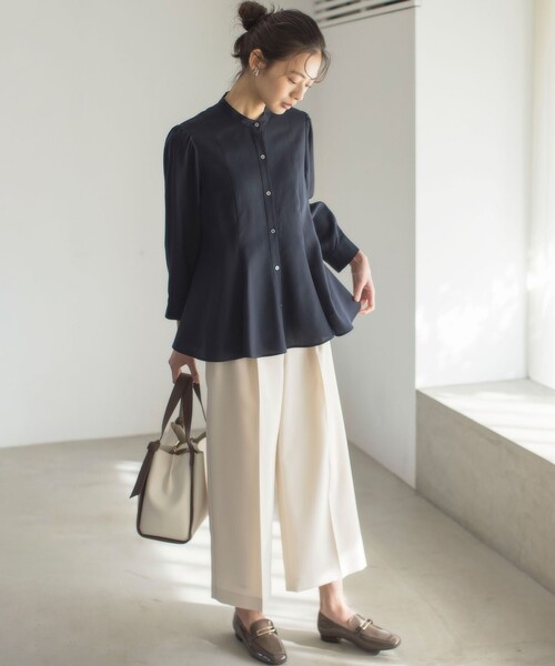 組曲(クミキョク)の「リヨセルシャーティングペプラム ブラウス(シャツ/ブラウス・レディース・ベージュ系1/サックスブルー系1/ネイビー系/アイボリー系・3/2)」の19枚目の写真