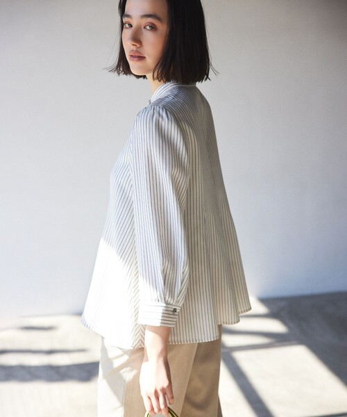 組曲(クミキョク)の「リヨセルシャーティングペプラム ブラウス(シャツ/ブラウス・レディース・ベージュ系1/サックスブルー系1/ネイビー系/アイボリー系・3/2)」の20枚目の写真