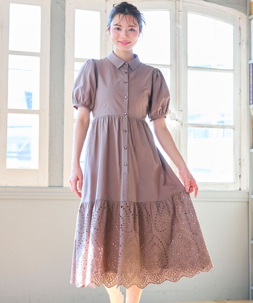 Feroux(フェルゥ)の「刺繍入りシャツ ワンピース(ワンピース・レディース・ダークブラウン系/ライラック系・2/1)」の1枚目の写真