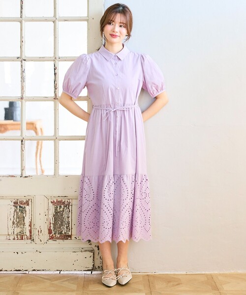 Feroux(フェルゥ)の「刺繍入りシャツ ワンピース(ワンピース・レディース・ダークブラウン系/ライラック系・2/1)」の3枚目の写真