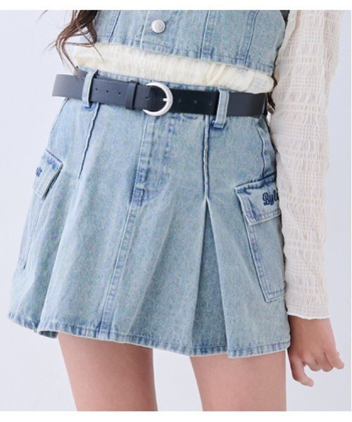 by LOVEiT（バイラビット）の「【ニコ☆プチ掲載】ベルトつきカーゴスカート（デニムスカート・キッズ・ブラック/ネイビー/サックスブルー・150cm/140cm/130cm/120cm/160cm）」の3枚目の写真