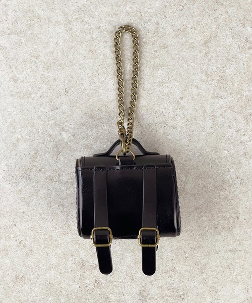 FLAPPER（フラッパー）の「FLAPPER:ハリー・ポッター ドラコ・マルフォイのサッチェル風Airpods ケース（ヘッドフォン/イヤホン・レディース・ブラック・FREE）」の6枚目の写真