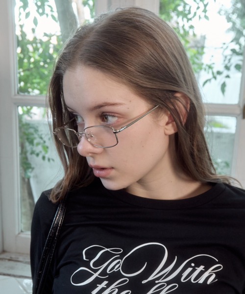 Birthday room（バースデイルーム）の「スクエア型メタルフレームメガネ/square metal frame（メガネ・レディース・ゴールド/シルバー・FREE）」の8枚目の写真