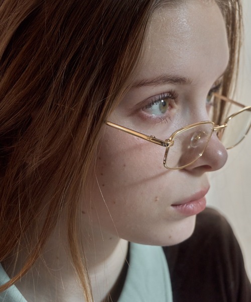 Birthday room（バースデイルーム）の「スクエア型メタルフレームメガネ/square metal frame（メガネ・レディース・ゴールド/シルバー・FREE）」の16枚目の写真