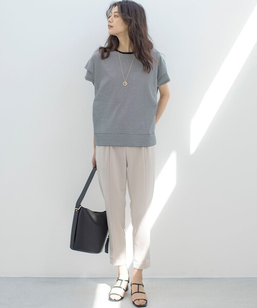 組曲（クミキョク）の「GIZAコットンドルマンスリーブ Tシャツ（Tシャツ/カットソー・レディース・ブラック系/スモーキーグリーン系/アイボリー系/ブラック系1/チェリーレッド/ネイビー×ホワイト/ネイビー系・2/3）」の12枚目の写真