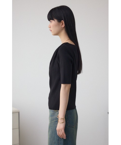 AZUL by moussy（アズールバイマウジー）の「ドレープデザイン5分袖リブニット（ニット/セーター・レディース・アイボリー/ブラック/ライム/ピンク/レッド・FREE）」の19枚目の写真