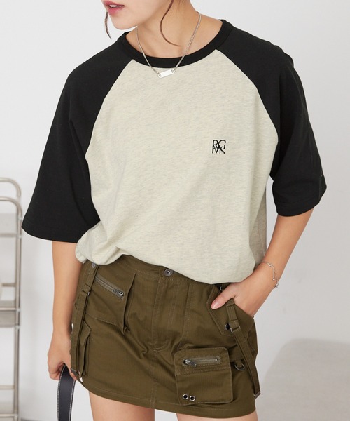 MONO-MART(モノマート)の「ワンポイントロゴ刺繍 ラグランスリーブ半袖Tシャツ(Tシャツ/カットソー・レディース・チャコール/ネイビー/ダークブラウン/グリーン/ブラック/ワイン・M/L)」の18枚目の写真
