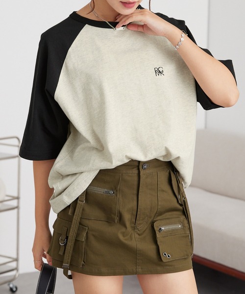 MONO-MART(モノマート)の「ワンポイントロゴ刺繍 ラグランスリーブ半袖Tシャツ(Tシャツ/カットソー・レディース・チャコール/ネイビー/ダークブラウン/グリーン/ブラック/ワイン・M/L)」の20枚目の写真