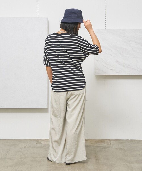 J.PRESS YORK STREET(ジェイプレスヨークストリート)の「【WOMEN】ワッシャーリラックス ワイドパンツ(その他パンツ・レディース・ネイビー系/イエロー系/ライトグレー系/ダークグリーン系/ダルブルー系・F)」の11枚目の写真