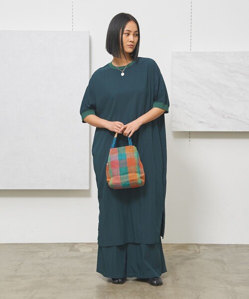 J.PRESS YORK STREET(ジェイプレスヨークストリート)の「【WOMEN】ワッシャーリラックス ワイドパンツ(その他パンツ・レディース・ネイビー系/イエロー系/ライトグレー系/ダークグリーン系/ダルブルー系・F)」の17枚目の写真