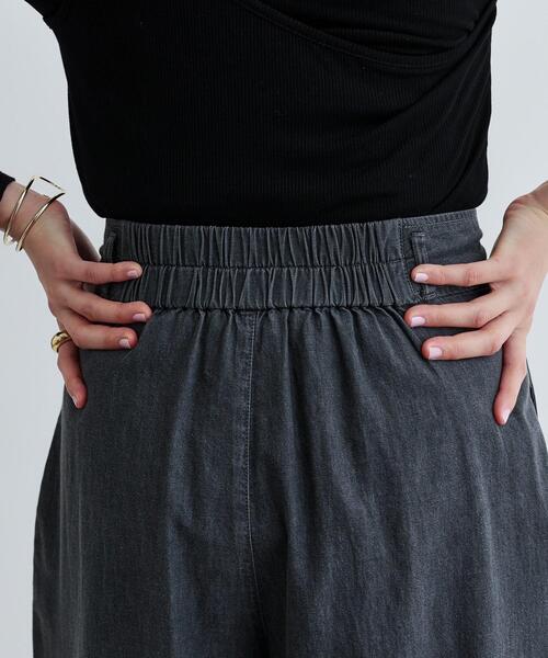 GALLEST（ギャレスト）の「【セットアップ可能】ダンガリータックフレアパンツ（その他パンツ・レディース・チャコールグレー/ネイビー・40/38/36）」の5枚目の写真