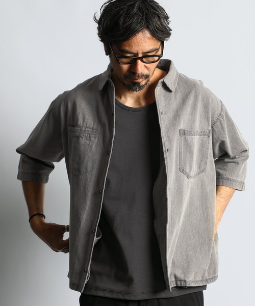 The DUFFER of ST.GEORGE(ザダファーオブセントジョージ)の「6.2oz DENIM 3Q SHIRT:6.2オンス デニム7分袖シャツ(シャツ/ブラウス・メンズ・ブラック/ライトグレー・SMALL/MEDIUM/LARGE/X-LARGE)」の2枚目の写真