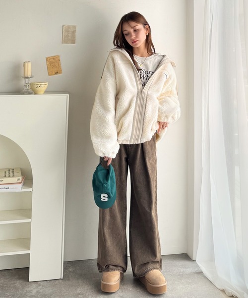Java（ジャバ）の「【10月上旬再入荷！予約受付中】《JaVaジャバコラボ》冷え知らず＆洒落見えアウター。あったかボア異素材切り替えブルゾン（ブルゾン・レディース・ベージュ/キャメル/ブラック/アイボリー・LARGE/MEDIUM/SMALL/X-LARGE）」の14枚目の写真