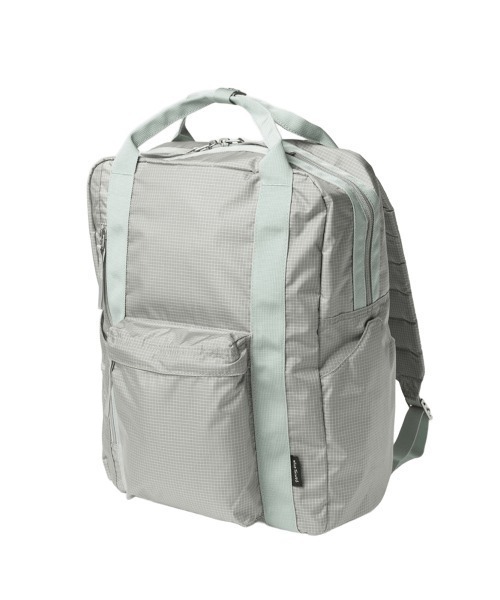 WILD THINGS(ワイルドシングス)の「WILD THINGS FLIGHT 2WAY BACKPACK(ワイルドシングス フライト 2WAY バックパック)(バックパック/リュック・メンズ・ブラック/グレー系・FREE)」の2枚目の写真