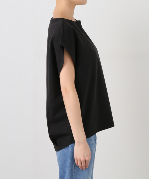 Spick & Span(スピックアンドスパン)の「《一部店舗+WEB限定》ポンチフレンチスリーブプルオーバー(Tシャツ/カットソー・レディース・ブラック/ホワイト/ベージュ・FREE)」の5枚目の写真