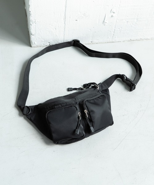 RODE SKO(ロデスコ)の「パラコードボディバッグ(ショルダーバッグ・メンズ・ブラック/グレー・ONE)」の1枚目の写真