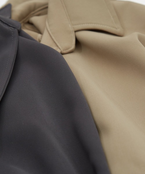 Crownor(クラウノアー)の「半袖 スキッパーシャツ(Tシャツ/カットソー・メンズ・チャコール/ベージュ・MEDIUM/LARGE)」の3枚目の写真