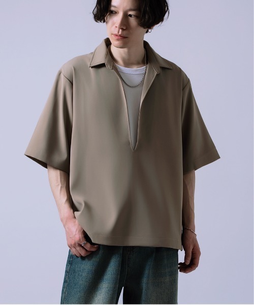 Crownor(クラウノアー)の「半袖 スキッパーシャツ(Tシャツ/カットソー・メンズ・チャコール/ベージュ・MEDIUM/LARGE)」の13枚目の写真