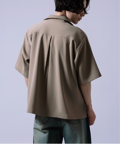 Crownor(クラウノアー)の「半袖 スキッパーシャツ(Tシャツ/カットソー・メンズ・チャコール/ベージュ・MEDIUM/LARGE)」の15枚目の写真