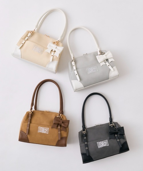 OLIVE des OLIVE（オリーブデオリーブ）の「リボンチャーム付き配色ボストンバッグ（ショルダーバッグ・レディース・ブラウン/アイボリー/サックスブルー/ブラック・FREE）」の5枚目の写真