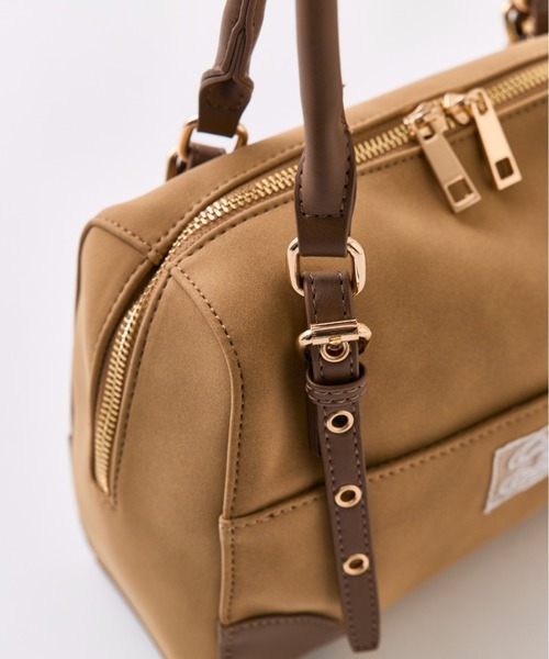 OLIVE des OLIVE（オリーブデオリーブ）の「リボンチャーム付き配色ボストンバッグ（ショルダーバッグ・レディース・ブラウン/アイボリー/サックスブルー/ブラック・FREE）」の11枚目の写真