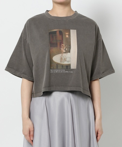 mysty woman（ミスティウーマン）の「フラワーモチーフTシャツ　572883（Tシャツ/カットソー・レディース・ホワイト系その他/グレー系その他/オフホワイト/グレー・FREE）」の20枚目の写真