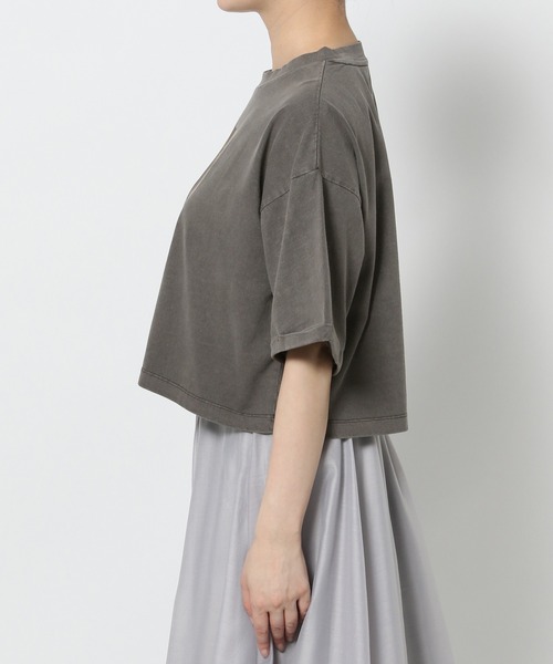 mysty woman（ミスティウーマン）の「フラワーモチーフTシャツ　572883（Tシャツ/カットソー・レディース・ホワイト系その他/グレー系その他/オフホワイト/グレー・FREE）」の19枚目の写真